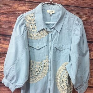 Umgee Sky Blue Shirt with Cream Lace Details